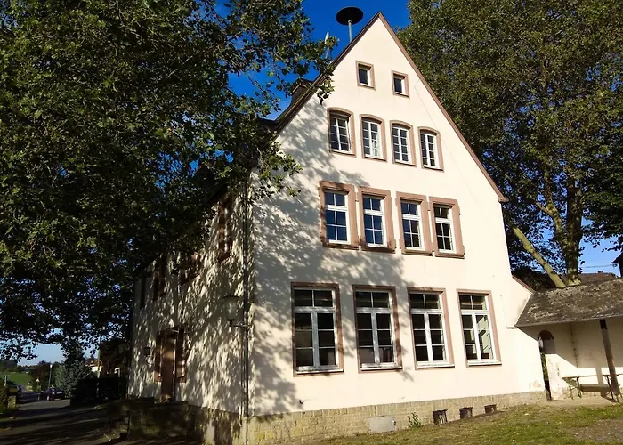 Alte Schule Gästehaus - Fräulein Apartment